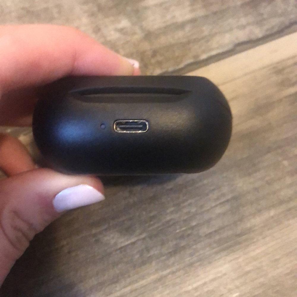 Skullcandy euc earbuds - Picture 3 of 5